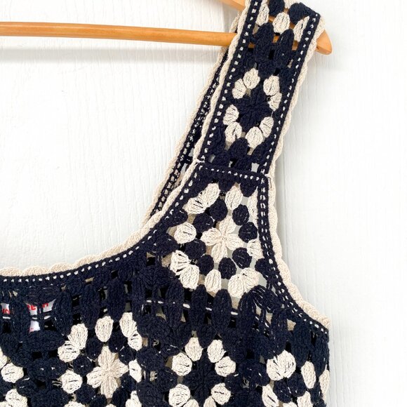 Joe Fresh black and White Crochet Crop Top - Picture 2 of 4